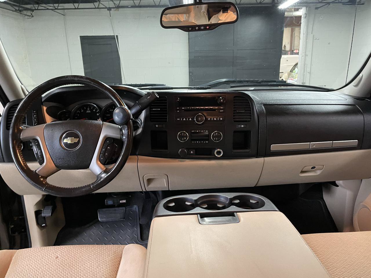 Used 2008 Chevrolet Silverado 1500 LT w/ Power Pack Plus RWD image 16