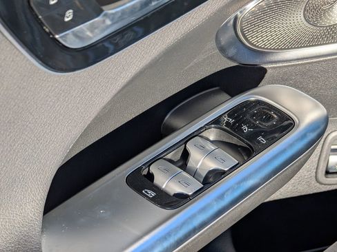 New 2026 Mercedes-Benz C 300 4MATIC Sedan image 24