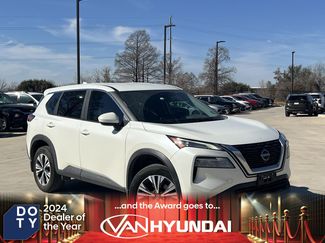 Used 2023 Nissan Rogue SV video 1