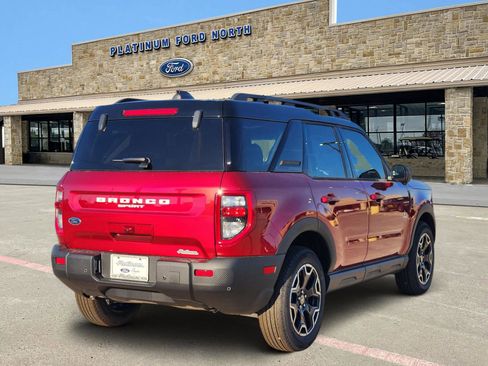 New 2025 Ford Bronco Sport Outer Banks w/ Outer Banks Tech Package+ AWD/4WD image 5