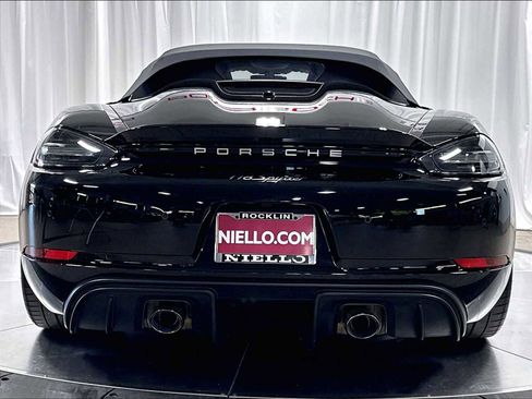 Used 2021 Porsche 718 Boxster Spyder RWD image 8
