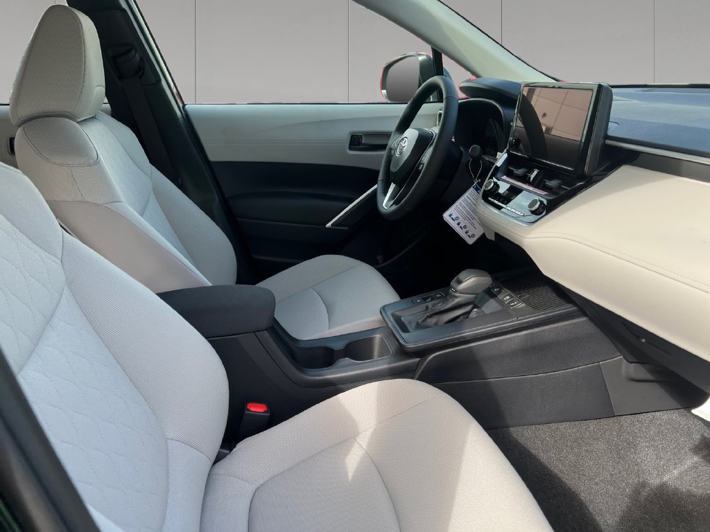 New 2026 Toyota Corolla Cross LE AWD/4WD image 18