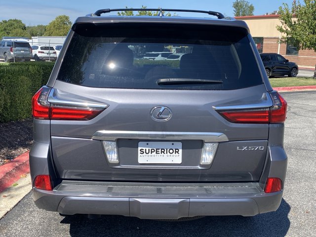Used 2016 Lexus LX 570 4WD w/ Luxury Package image 5