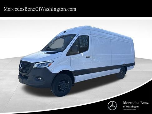 New 2025 Mercedes-Benz Sprinter 3500 image 1