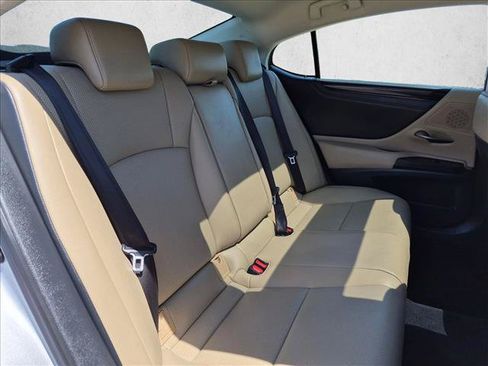 Used 2020 Lexus ES 350 w/ Premium Package FWD image 27