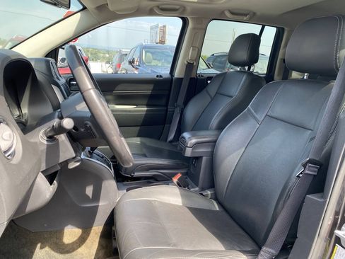 Used 2016 Jeep Compass High Altitude AWD/4WD image 12