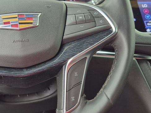 Certified 2023 Cadillac XT5 Premium Luxury AWD/4WD image 11