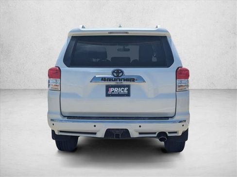 Used 2011 Toyota 4Runner SR5 w/ Premium Pkg w/Leather RWD image 6