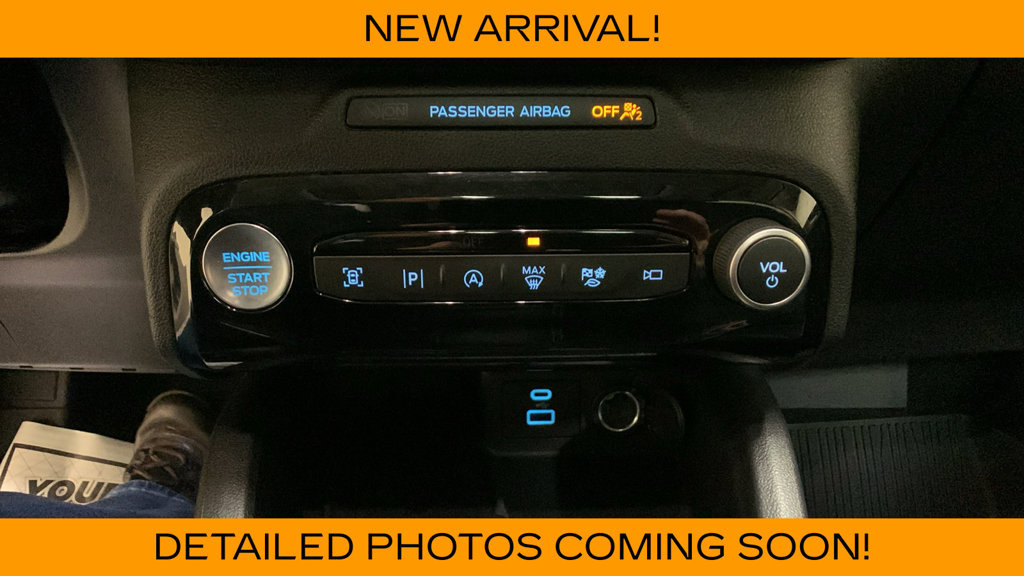 Certified 2023 Ford Escape Platinum w/ Premium Technology Package AWD/4WD image 42