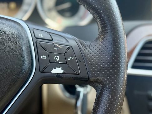 Used 2012 Mercedes-Benz C 250 Sedan image 18