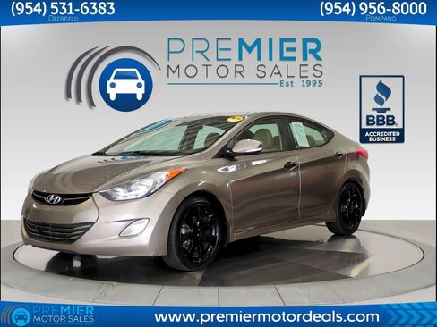 Used 2013 Hyundai Elantra Limited w/ Technology Pkg FWD image 1