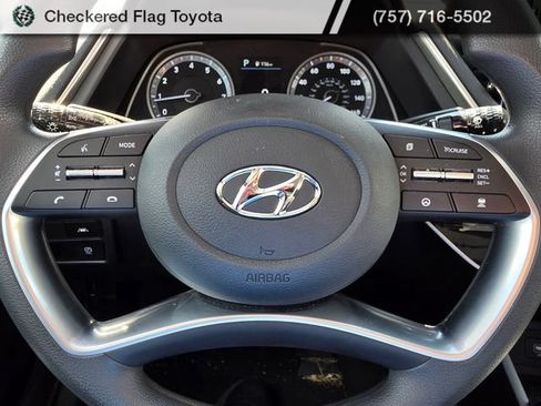 Used 2023 Hyundai Sonata SEL w/ Preferred Accessory Package FWD image 12