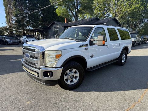 Used 2003 Ford Excursion Eddie Bauer image 1