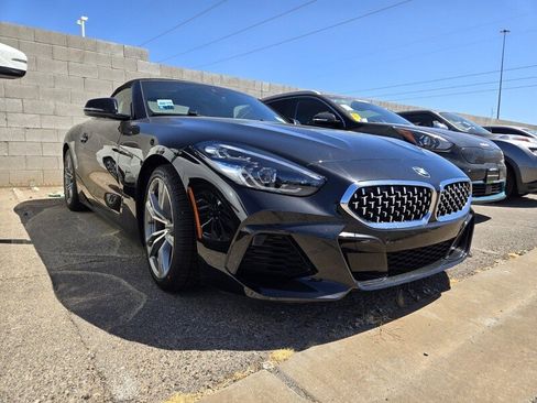 Used 2019 BMW Z4 sDrive30i w/ M Sport Package RWD image 2
