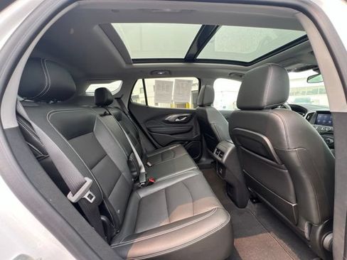 Used 2023 GMC Terrain SLT w/ Infotainment Package II AWD/4WD image 15