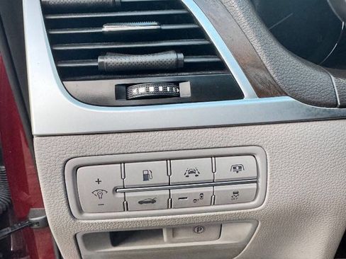 Used 2015 Hyundai Genesis 5.0 image 11