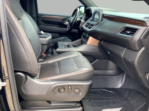 Used 2022 Chevrolet Tahoe High Country AWD/4WD image 13