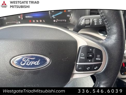 Used 2022 Ford Explorer XLT w/ Equipment Group 202A RWD image 15