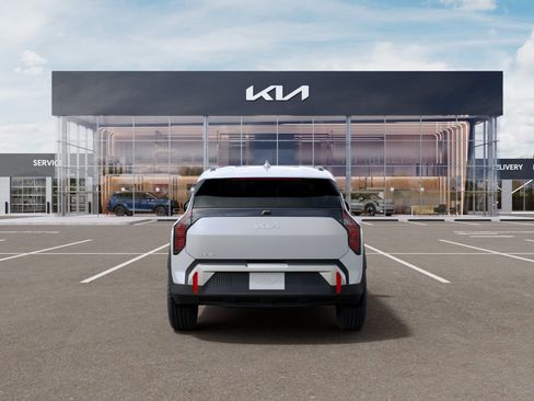 New 2027 Kia EV3 Wind AWD/4WD image 5