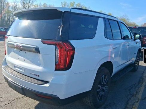 Used 2021 GMC Yukon AT4 w/ Rear Media and Nav Package AWD/4WD image 3