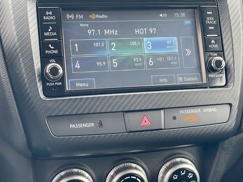 Used 2024 Mitsubishi Outlander Sport AWD image 5