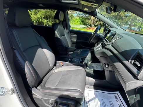 Used 2025 Honda Odyssey Sport-L image 15