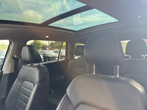 Used 2024 Volkswagen Atlas SEL image 19