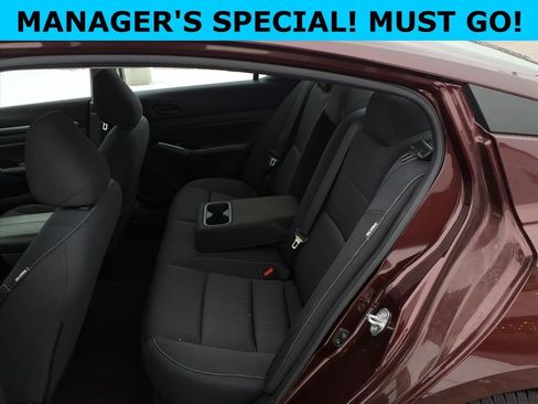 Used 2023 Nissan Altima 2.5 SV image 22