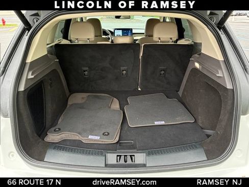 Used 2023 Lincoln Corsair AWD image 6