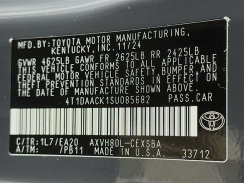 Used 2025 Toyota Camry SE w/ Multimedia Upgrade Package FWD image 17