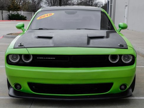 Used 2015 Dodge Challenger R/T Scat Pack w/ Scat Pack Appearance Package image 12