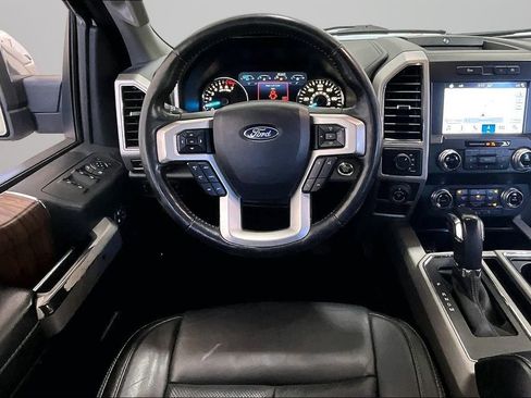 Used 2019 Ford F150 Lariat w/ Equipment Group 502A Luxury AWD/4WD image 8