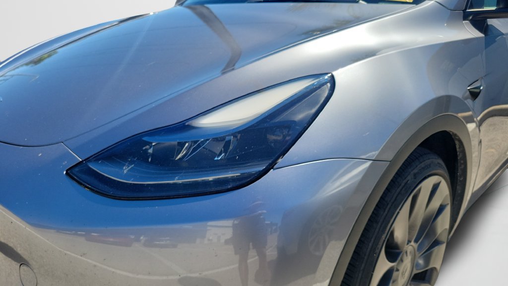 Used 2024 Tesla Model Y Performance AWD/4WD image 6