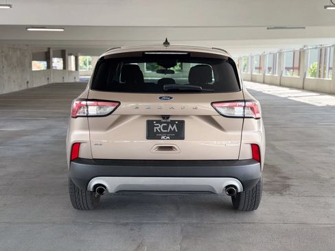 Used 2020 Ford Escape SE FWD image 6