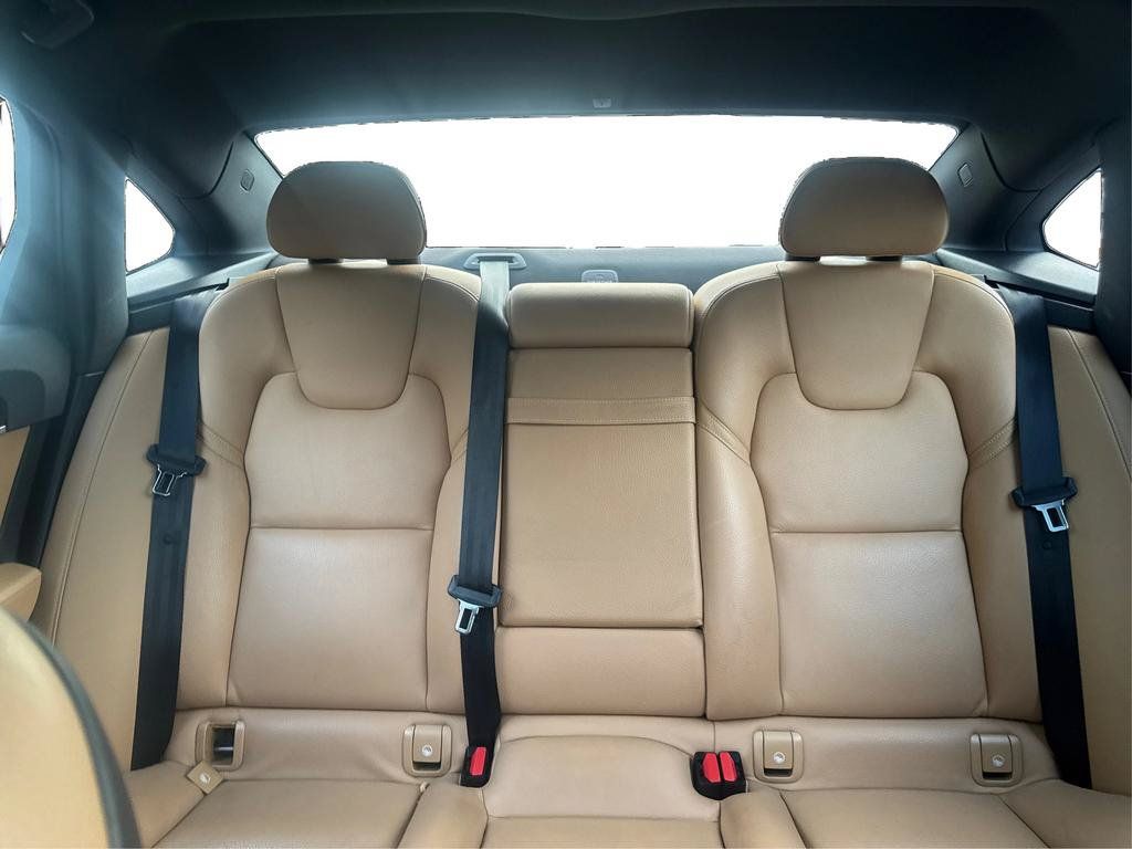 Used 2018 Volvo S90 T5 Momentum w/ Convenience Package FWD image 14