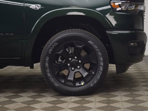 New 2026 RAM 1500 4x4 Crew Cab image 6