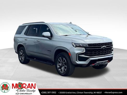 Certified 2023 Chevrolet Tahoe Z71 w/ Luxury Package AWD/4WD image 8