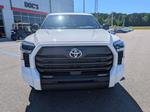 New 2026 Toyota Tundra SR5 AWD/4WD image 8