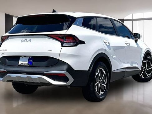 Used 2025 Kia Sportage LX FWD image 6