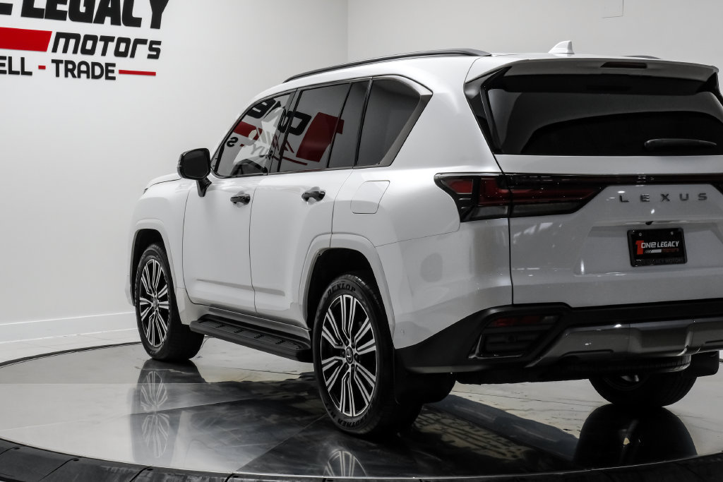 Used 2026 Lexus LX 700h Luxury w/ Appearance Package AWD/4WD image 15