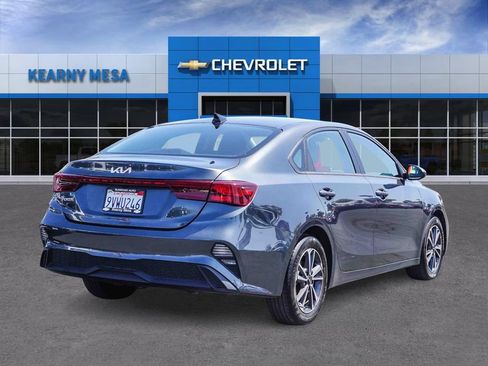 Used 2024 Kia Forte LXS FWD image 6