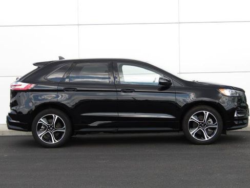 Used 2023 Ford Edge ST AWD/4WD image 4