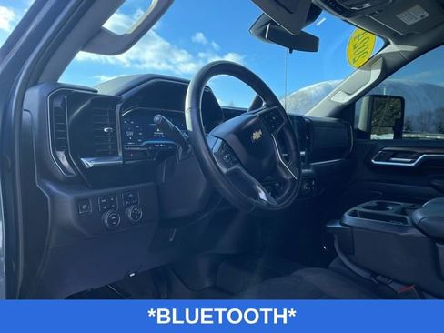 Used 2024 Chevrolet Silverado 2500 LT image 11