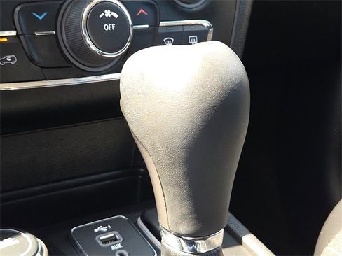 Used 2021 Jeep Cherokee Latitude Lux w/ Trailer Tow Group image 21