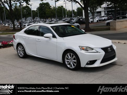 Used 2015 Lexus IS 250 RWD image 1