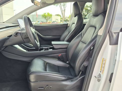 Used 2021 Tesla Model Y Long Range AWD/4WD image 15
