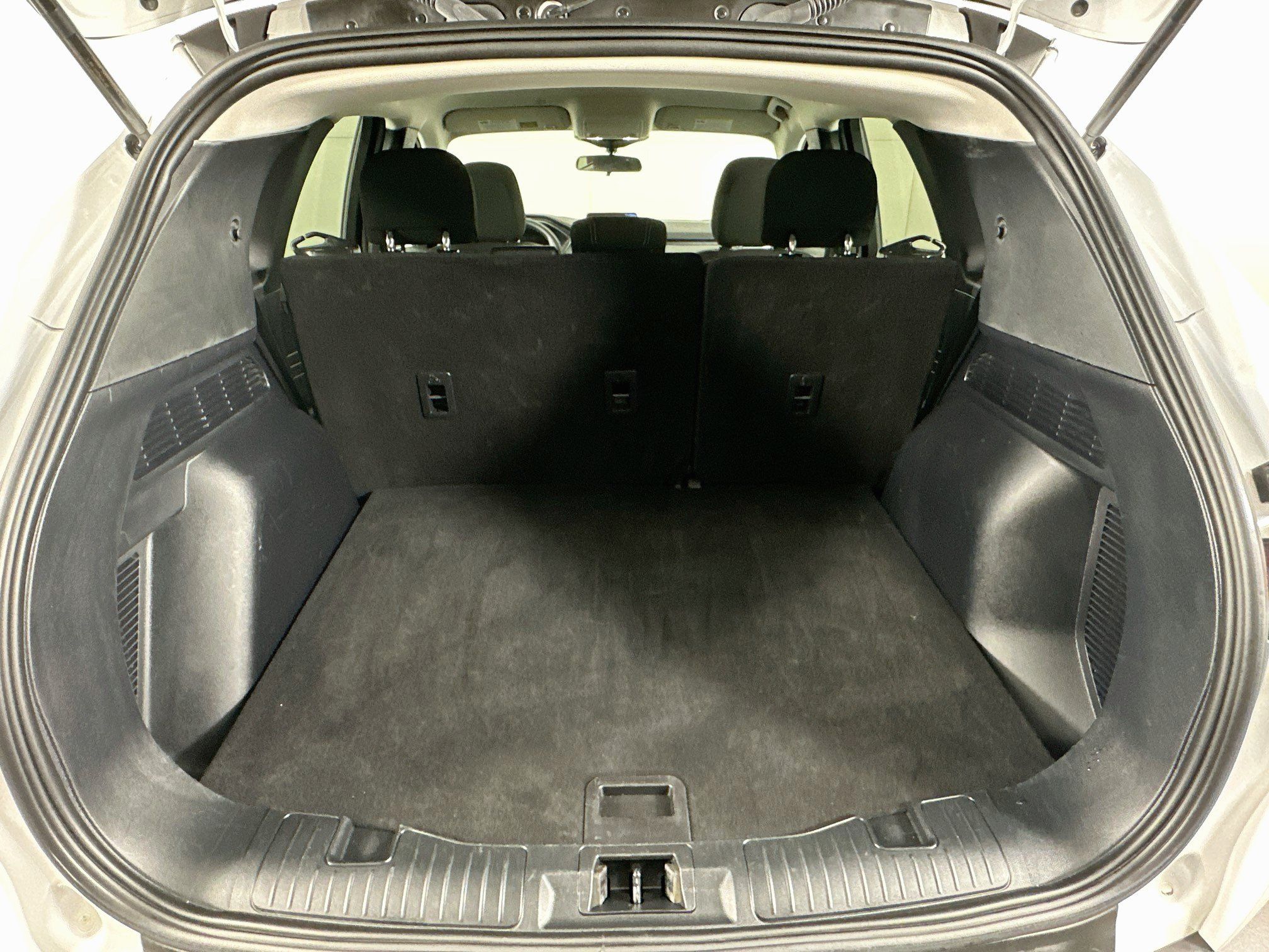 Used 2025 Ford Escape Active AWD/4WD image 28