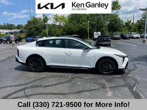 Certified 2025 Kia K4 GT-Line Turbo FWD image 5