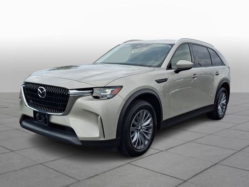 Certified 2024 MAZDA CX-90 3.3 Turbo w/ Preferred Plus AWD/4WD image 4