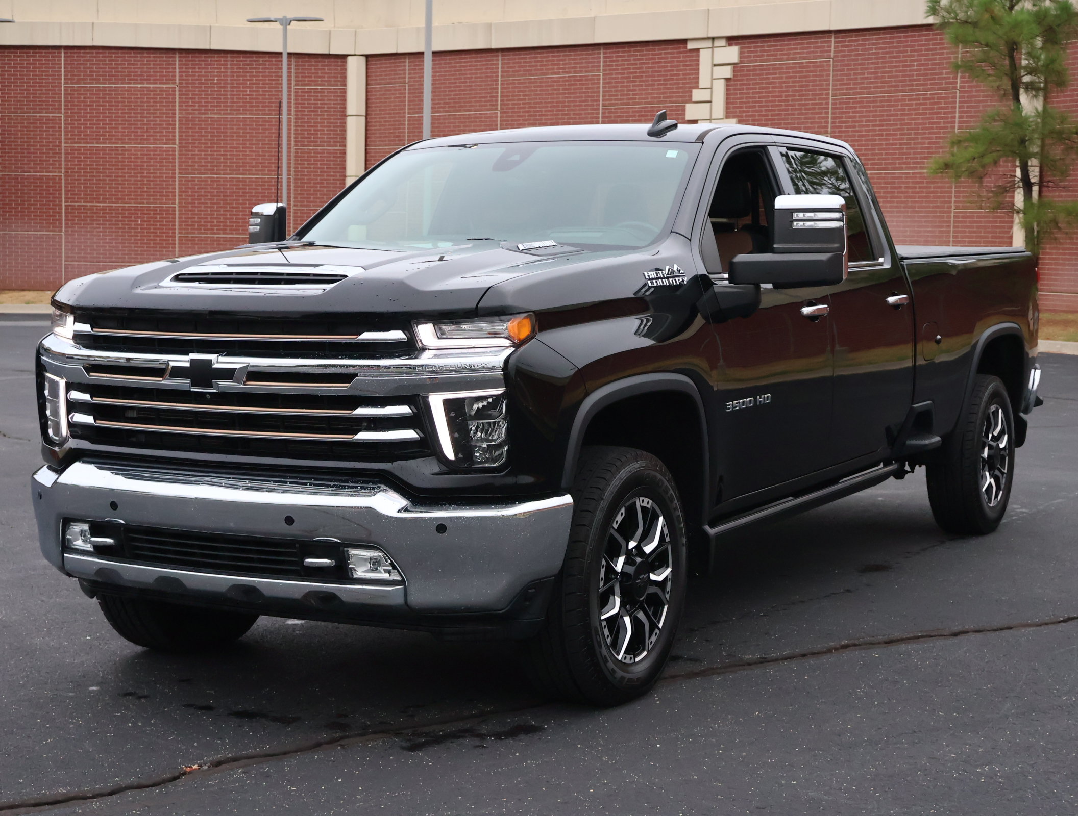 Used 2022 Chevrolet Silverado 3500 High Country AWD/4WD image 36